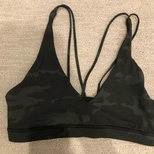 Lululemon camp sports bra